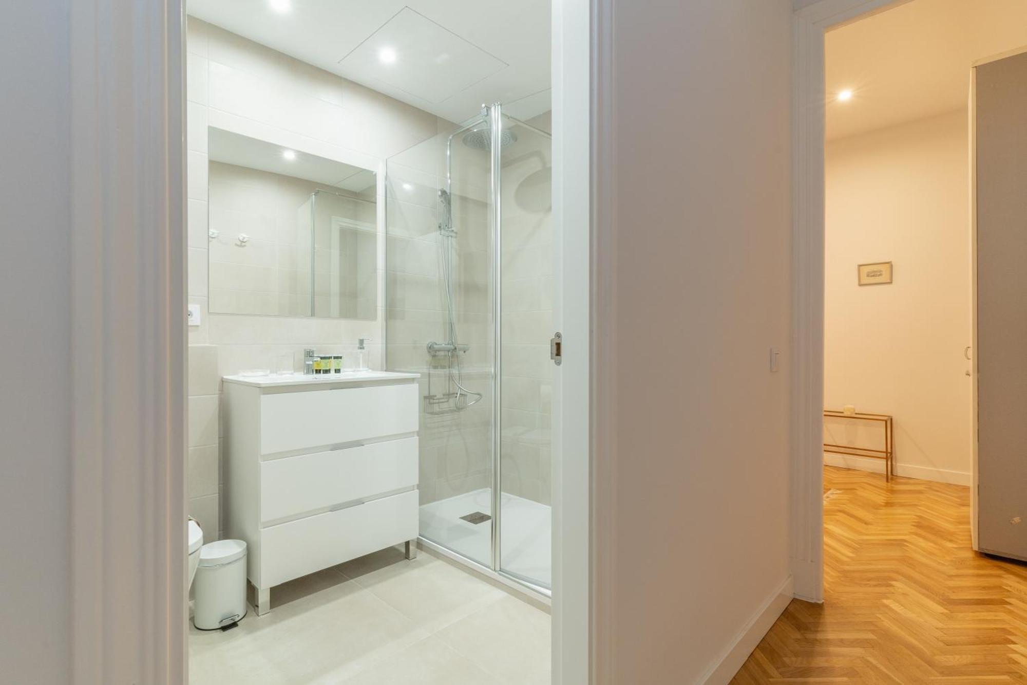 Spacious Central-3Bedrooms 3Bathrooms-Sol Мадрид Экстерьер фото