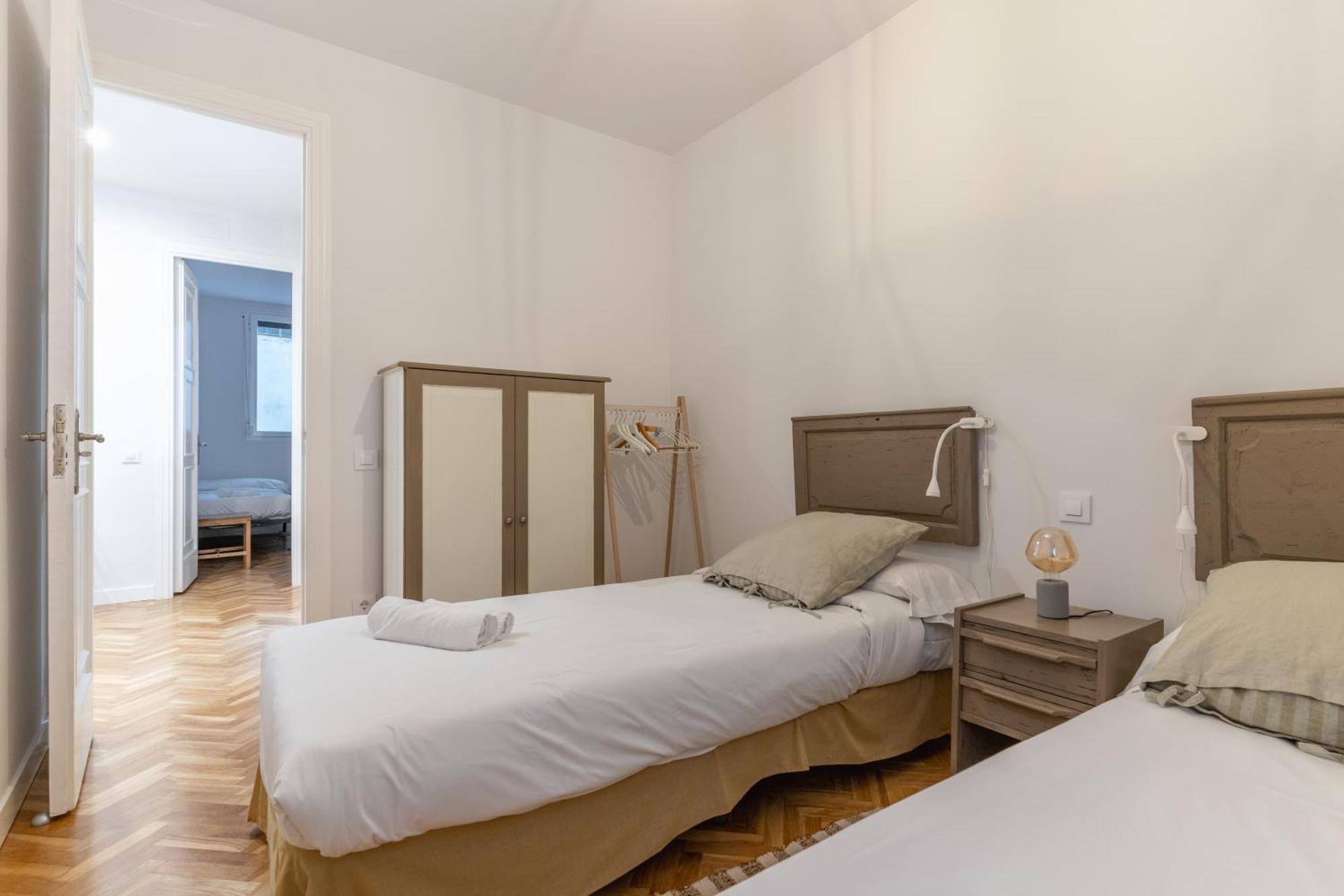 Spacious Central-3Bedrooms 3Bathrooms-Sol Мадрид Экстерьер фото